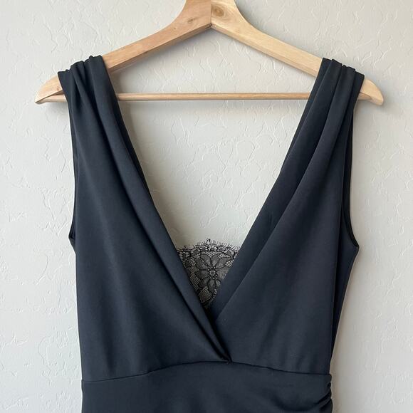 Katie May x Noel and Jean Dress The Unexpected Lace Trim V-Neck Gown Black XS - Picture 4 of 12